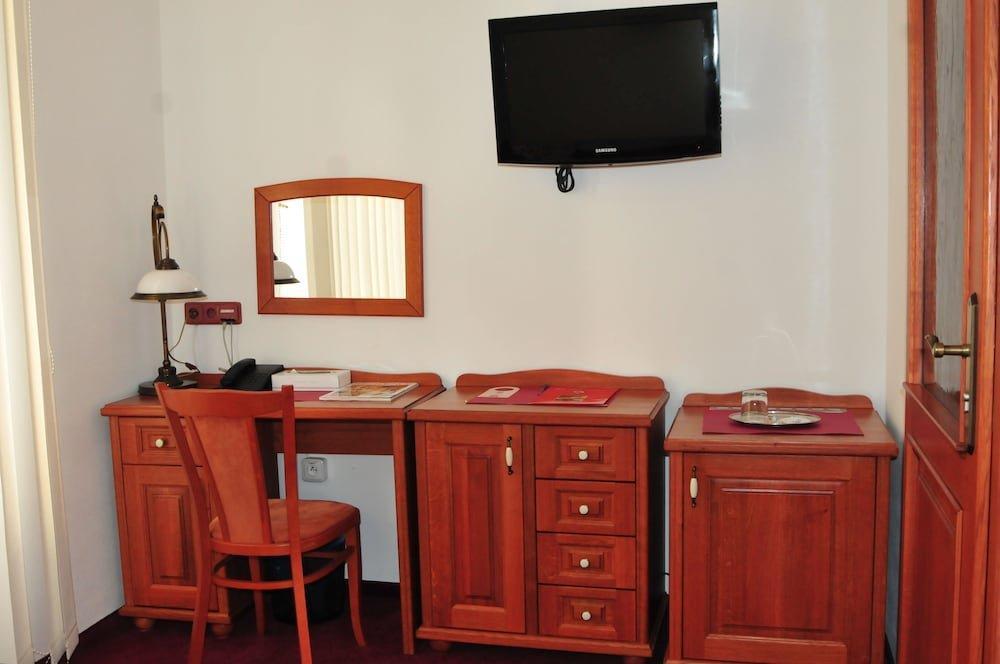 Hotel Pegas Brno Bagian luar foto