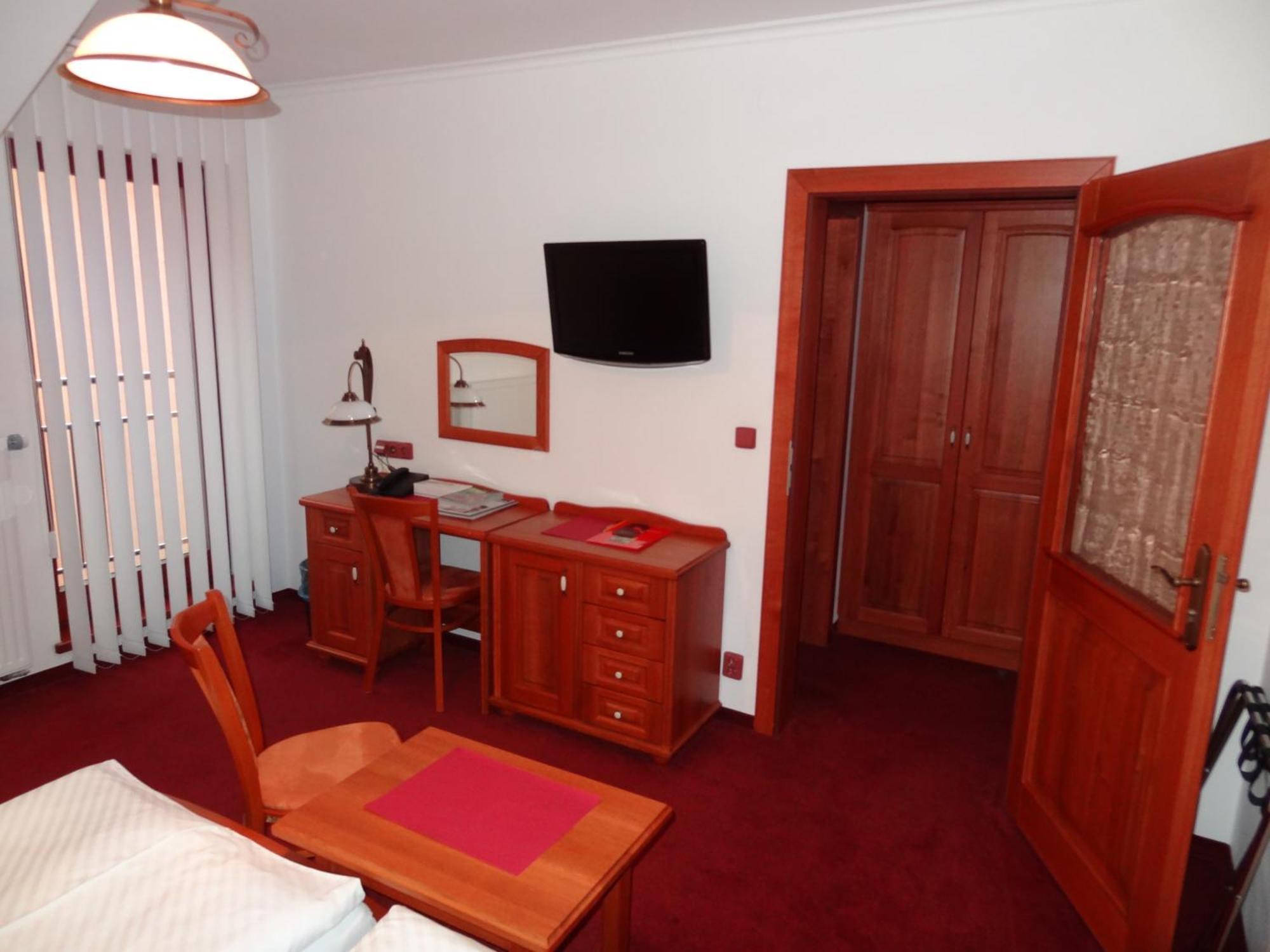 Hotel Pegas Brno Bagian luar foto