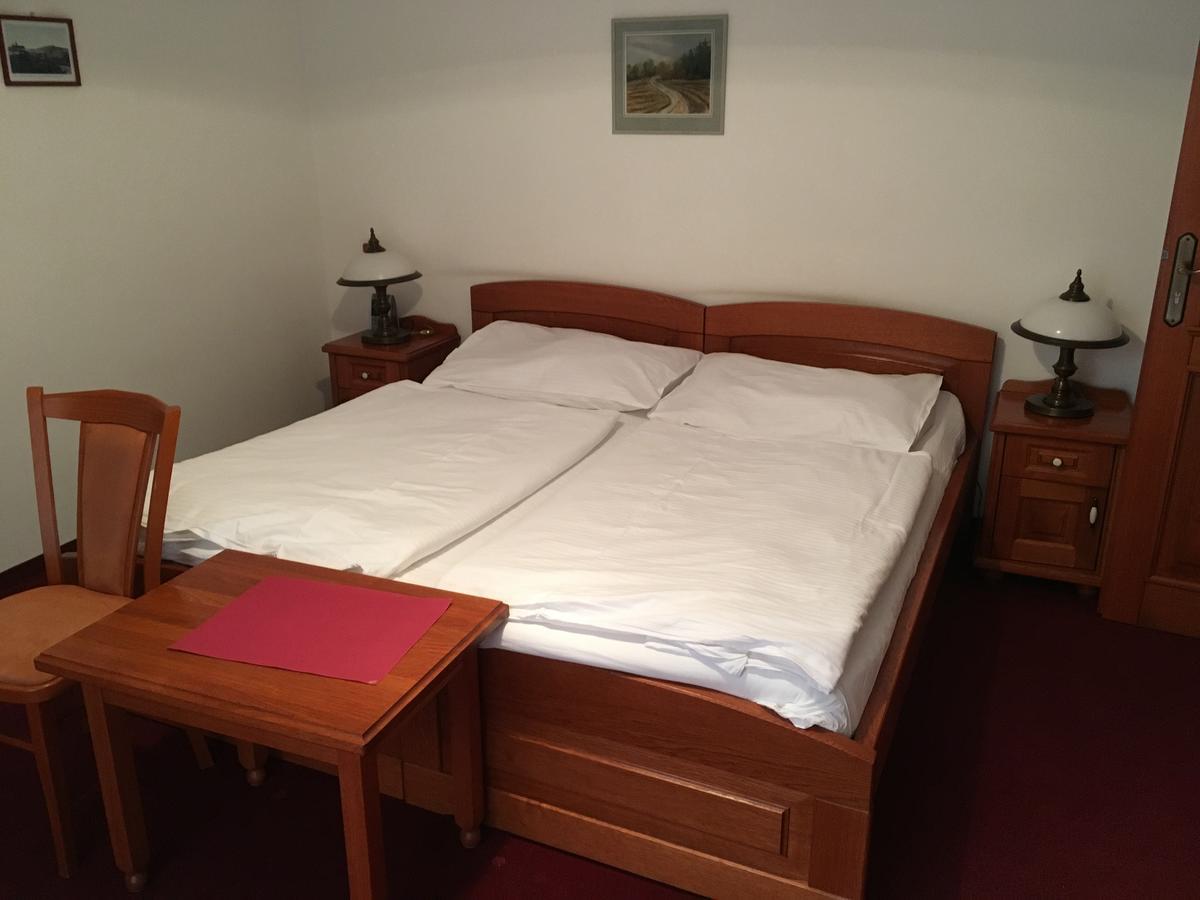 Hotel Pegas Brno Bagian luar foto
