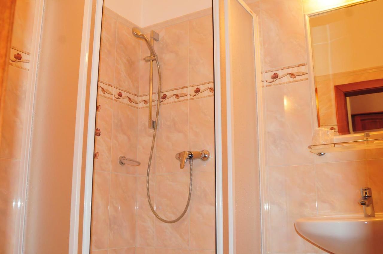 Hotel Pegas Brno Bagian luar foto